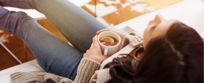Magnetfeldtherapie in der Morgenroutine energiegeladen in den Tag